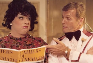 Polyester - Um filme que se cheira