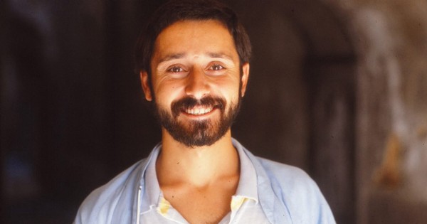 Do humor ao amor: 7 canções para redescobrir Carlos Paião